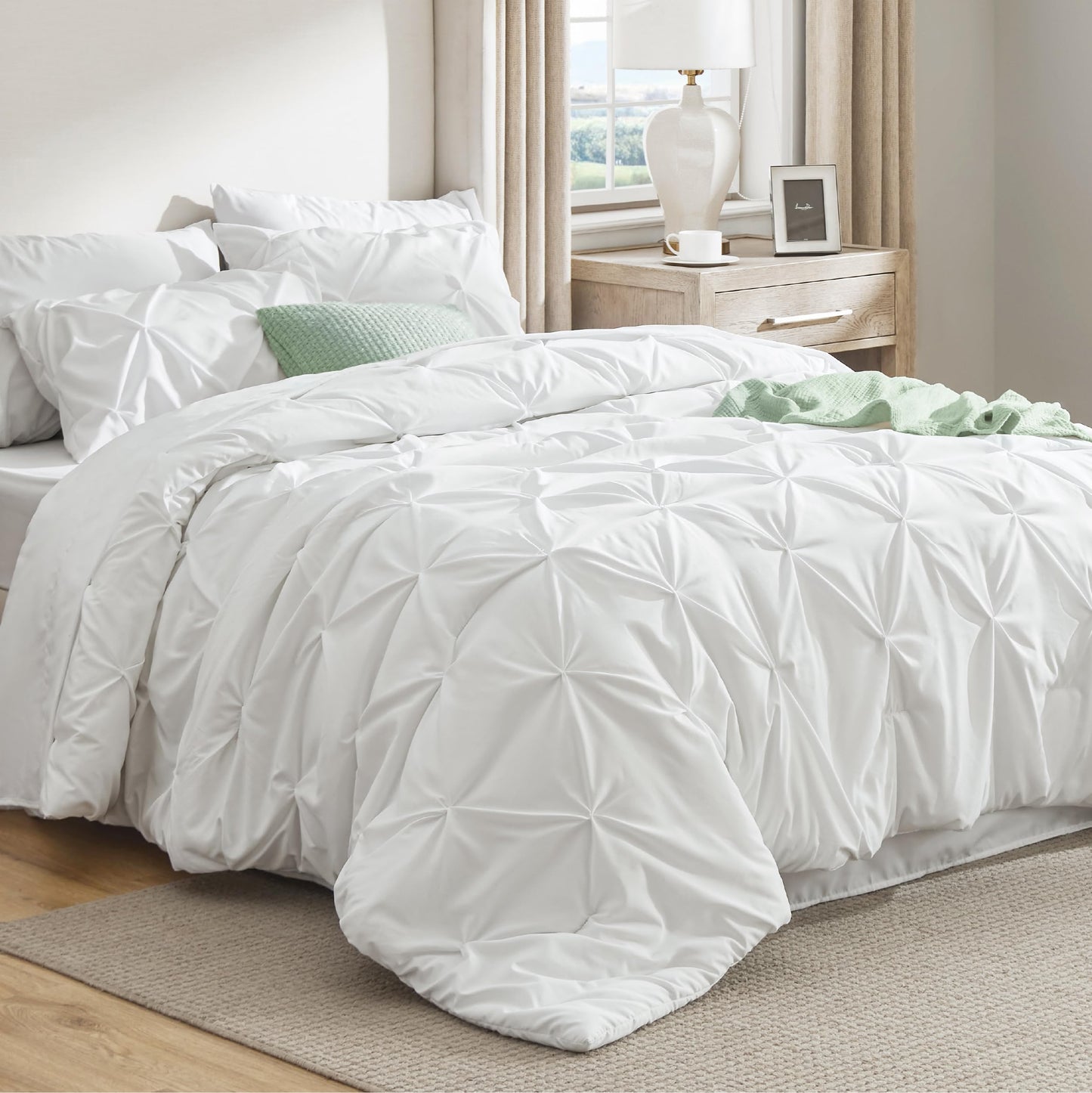 【Buy two get two free】Seven-piece bedding set, pleated bedding set, including sheet, pillowcase and pillowcase